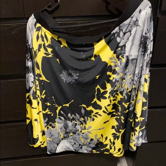 Gilli Morgen Skirt - Picture 2 of 3